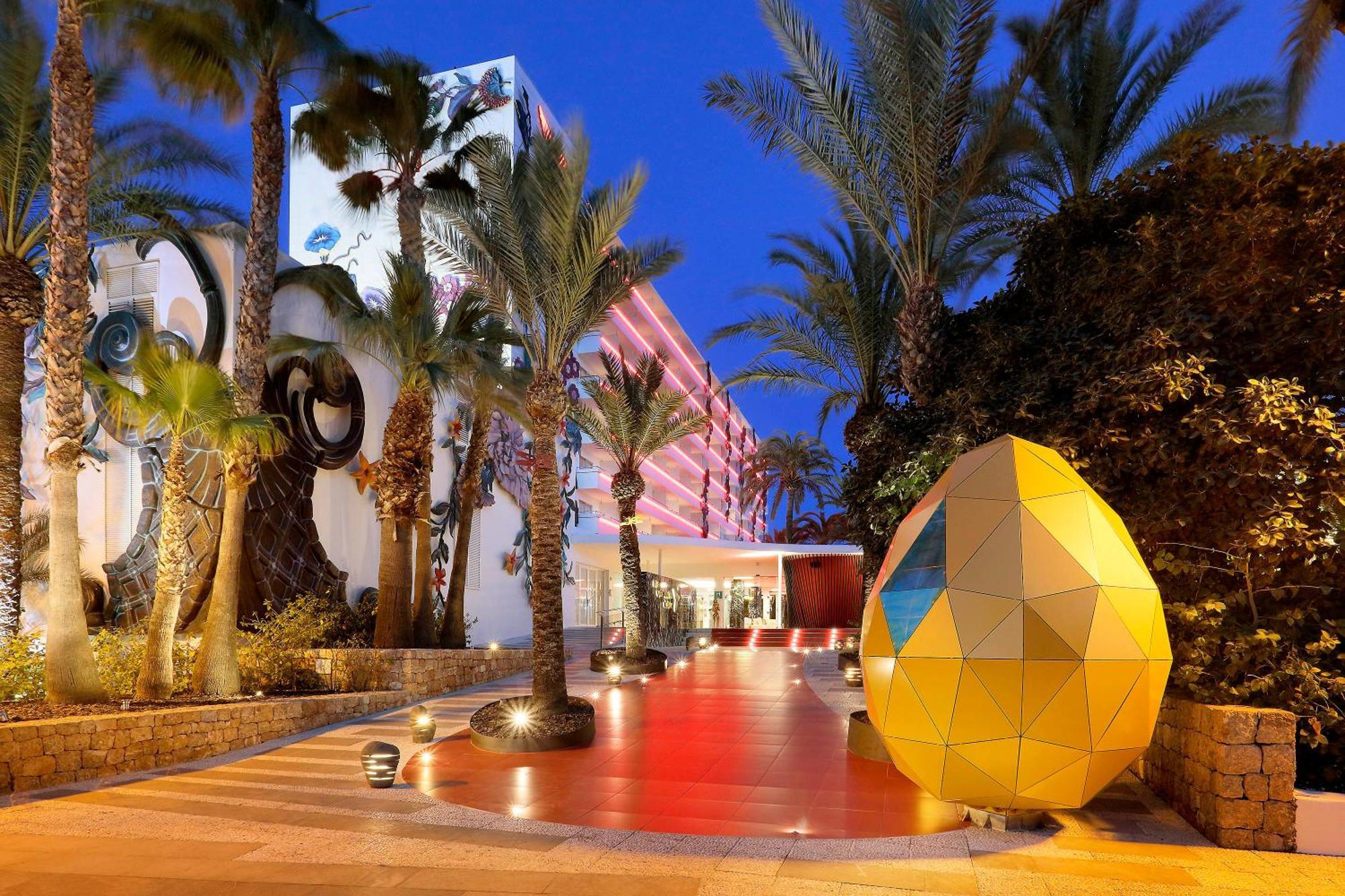 Hotel The Unexpected Ibiza - Ushuaia Club Entrance Included (adults Only) 5*